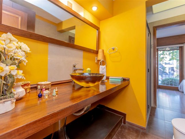 Venta Casa Puerto del Buceo 5 Dormitorios 4 Baños Garaje para 4 autos Fondo Verde de 200 mts con parrillero — foto 17