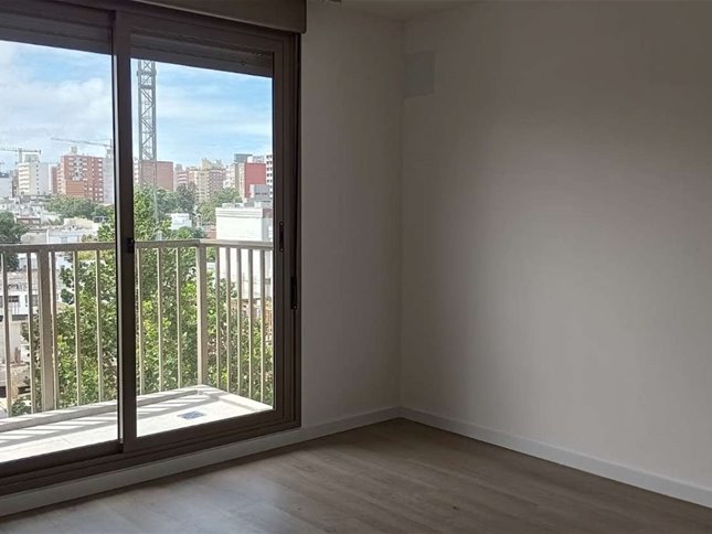 Venta cómodo Monoambiene a estrenar, lindo balcón, Parque Batlle — foto 2