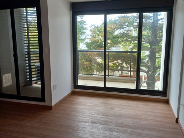 APARTAMENTO A ESTRENAR MALVIN 1 D  A 1 DE RAMBLA — foto 3