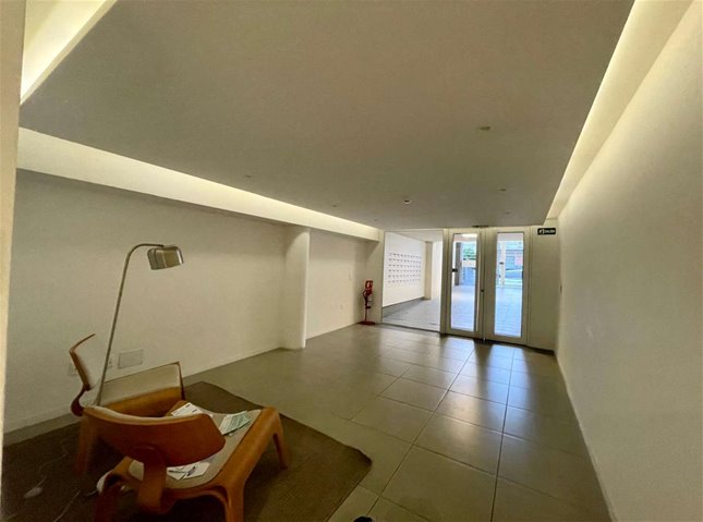 Alquiler Monoambiente Pocitos Nuevo al frente con balcón 1 Baño Parrillero — foto 14