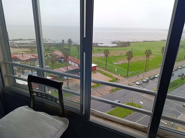 Alquiler Apartamento Punta Carretas 2 Dormitorios 1 Baño Muebles — foto 9