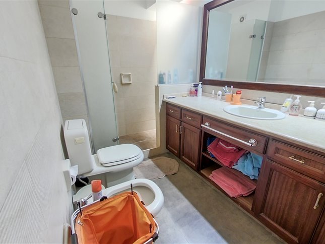 VENTA APARTAMENTO PENTHOUSE DUPLEX 4 DORM Y SERVICIO 2 GARAJES INDEPENDIENTES VISTA LATERAL AL MAR — foto 22