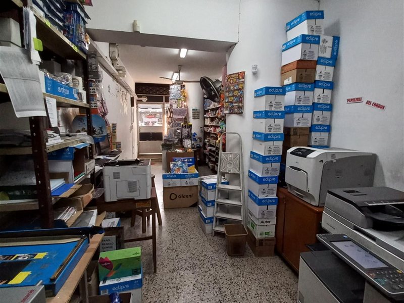 Venta Local Comercial sobre Tristán Narvaja a pasos de 18 de julio — foto 6