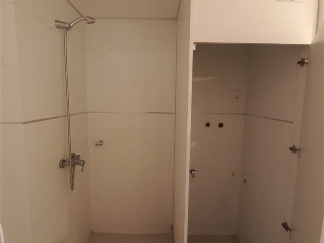 Alquiler Monoambiente Pocitos Nuevo al frente con balcón 1 Baño Parrillero — foto 6
