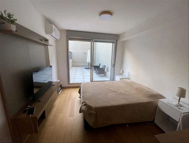 VENTA MONOAMBIENTE PUNTA CARRETAS PATIO CON RENTA