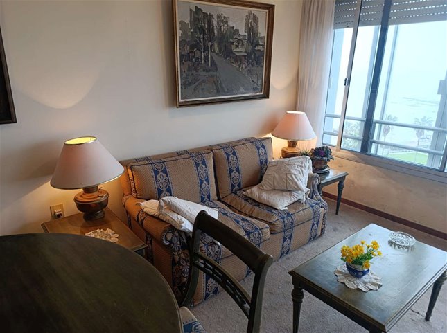Alquiler Apartamento Punta Carretas 2 Dormitorios 1 Baño Muebles — foto 3