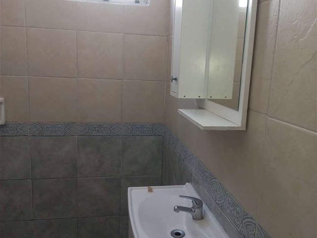 Alquiler Apartamento Parque Rodó 2 Dormitorios 1 Baño Balcón Piso 2 por escalera — foto 7