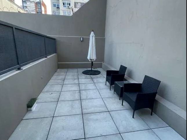 VENTA MONOAMBIENTE PUNTA CARRETAS  PATIO CON RENTA — foto 13